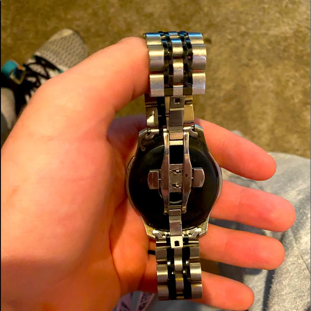 I am selling a Samsung galaxy watch